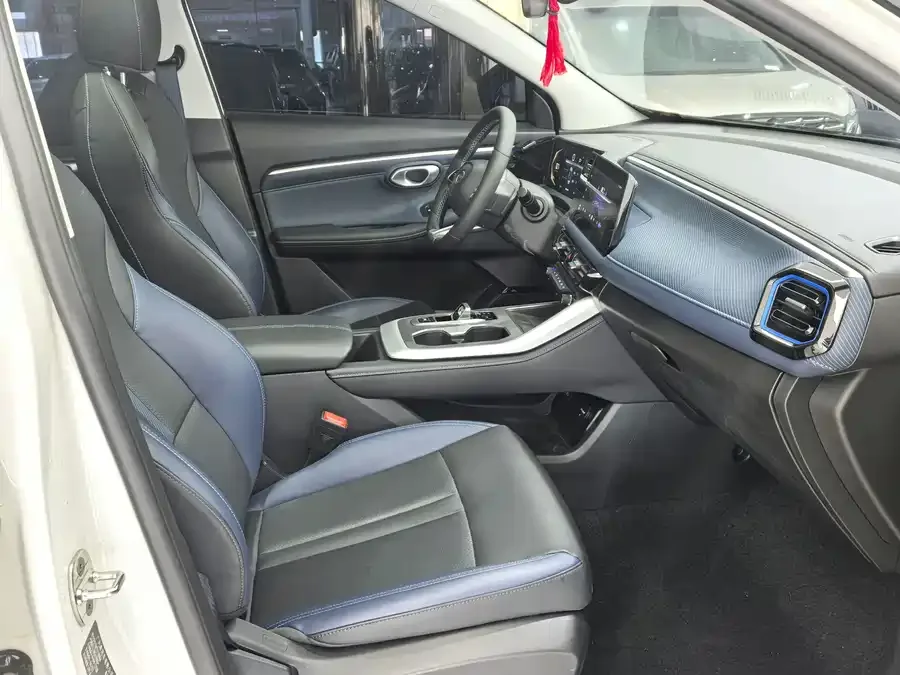 GAC Trumpchi GS3 Trumpchi GS3 2023 Shadow Speed 270T Enjoy Edition 2024 — миниатюра 4