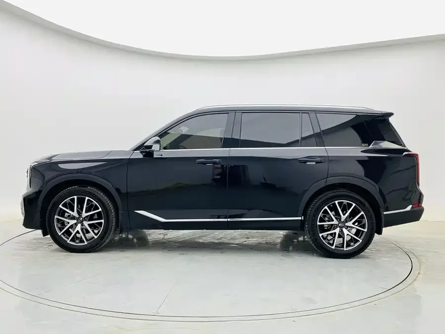 GAC Trumpchi GS8 Trumpchi GS8 2024 Navigator Series 2.0TGDI 2WD Luxury Intelligent Connected Edition 7-Seater 2024 — миниатюра 2