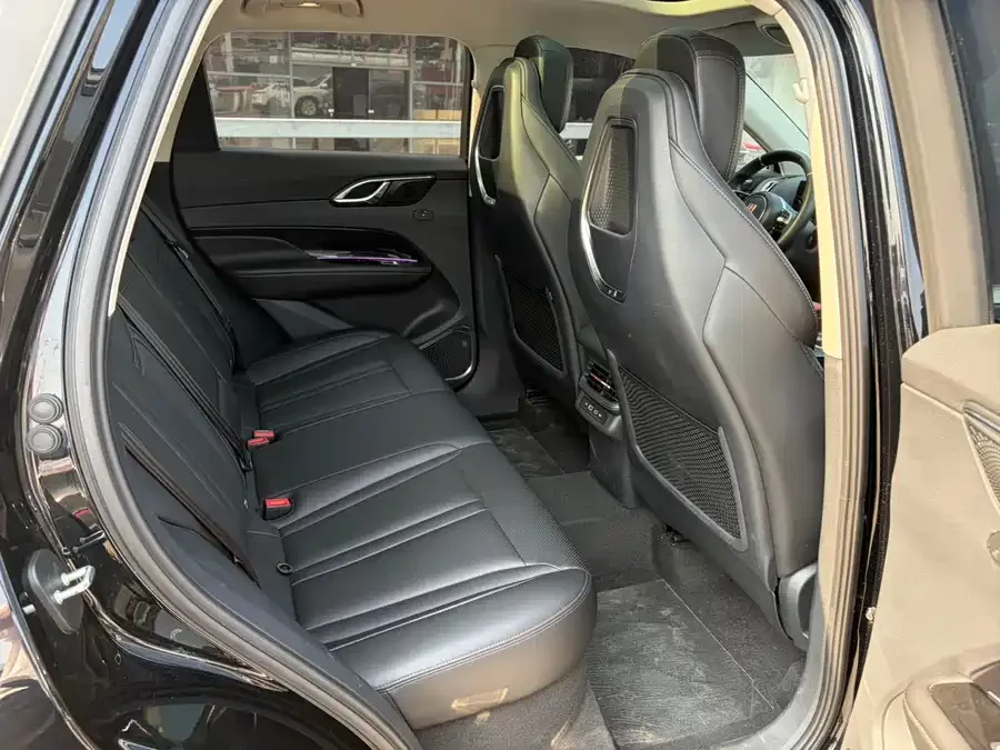 Hongqi HS3 Hongqi HS3 2023 1.5T 2WD Shanwei Edition 2023 — миниатюра 3