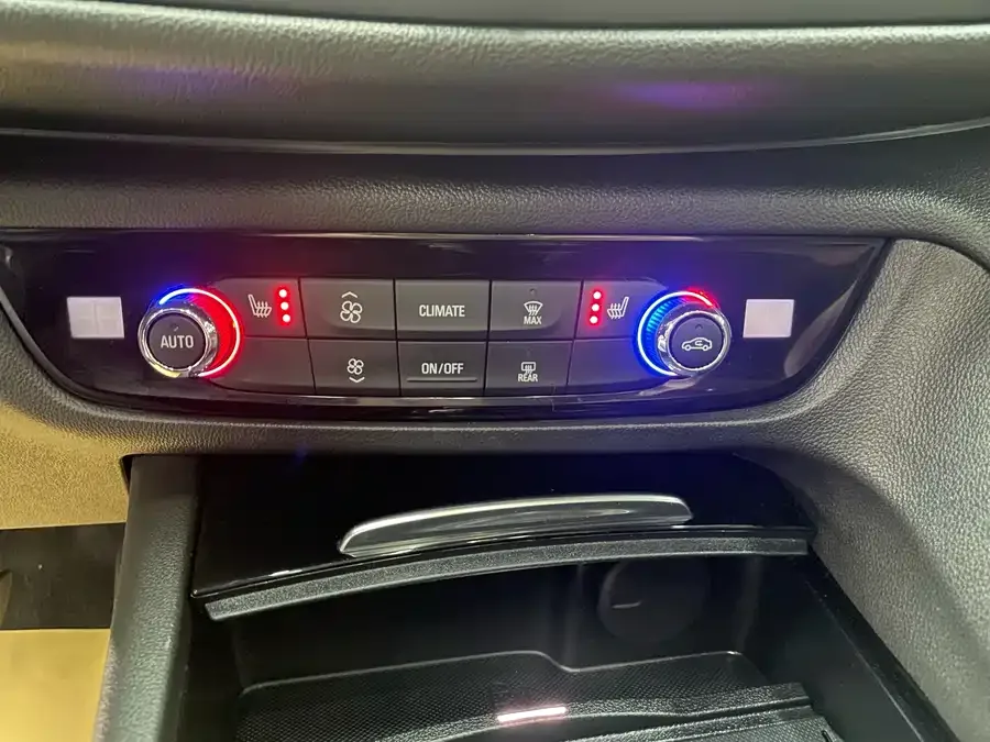 Buick Regal Regal 2023 552T Smart Edition 2022 — миниатюра 4