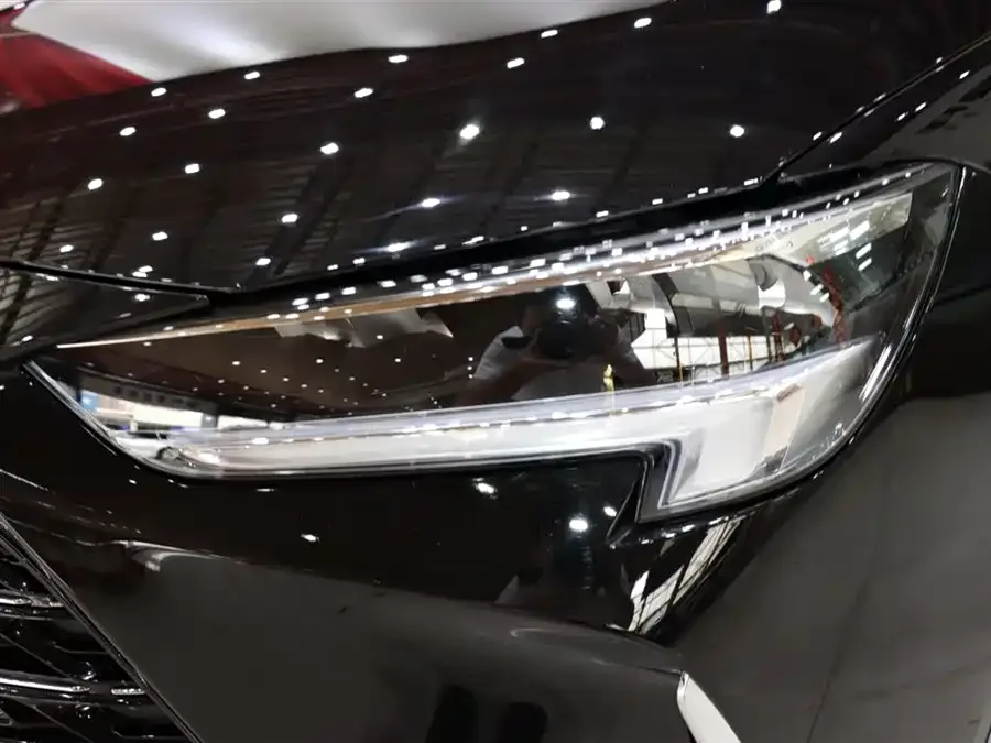 Buick Regal Regal 2024 facelift 28T Enjoyment Edition 2025 — миниатюра 4