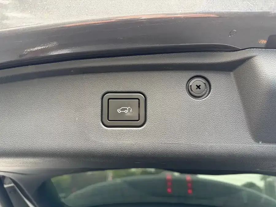 Changan CS75 PLUS Smart Electric iDD Changan CS75 PLUS iDD 2023 iDD Smart Leading Edition 2024 — миниатюра 3
