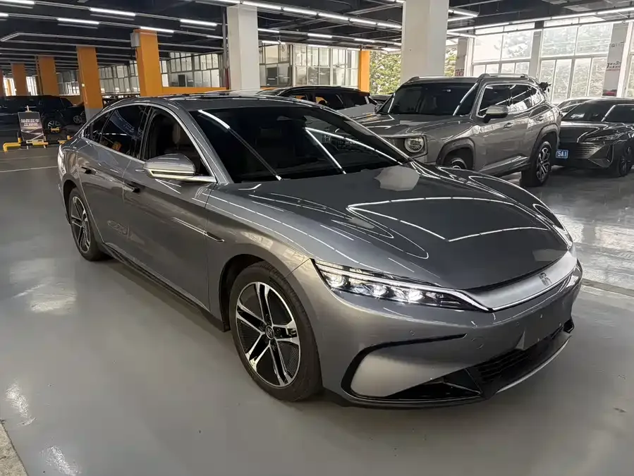 BYD Second-hand Han 2023 EV Champion Edition 605KM Front-wheel Drive Premium 2023 — миниатюра 3