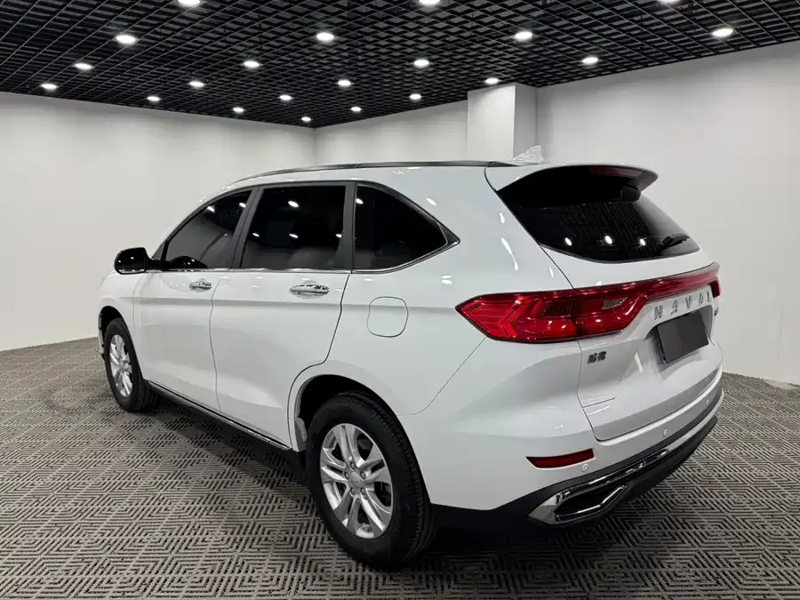 Haval M6 Haval M6 2021 PLUS 1.5T DCT Luxury Smart Connected Edition 2022 — миниатюра 3