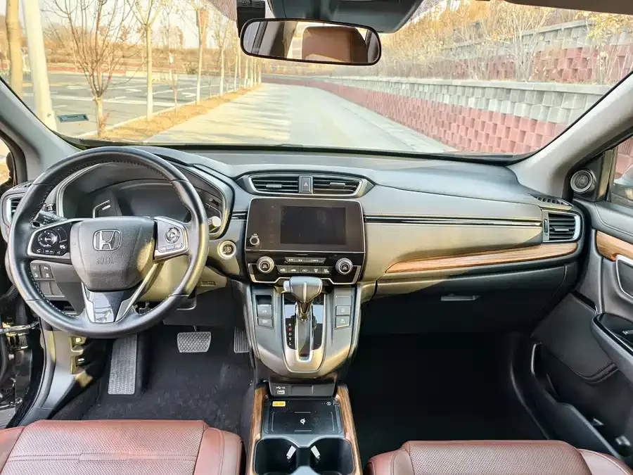 Honda CR-V 2021 240TURBO CVT 2WD Fashion Edition 2022 — миниатюра 5