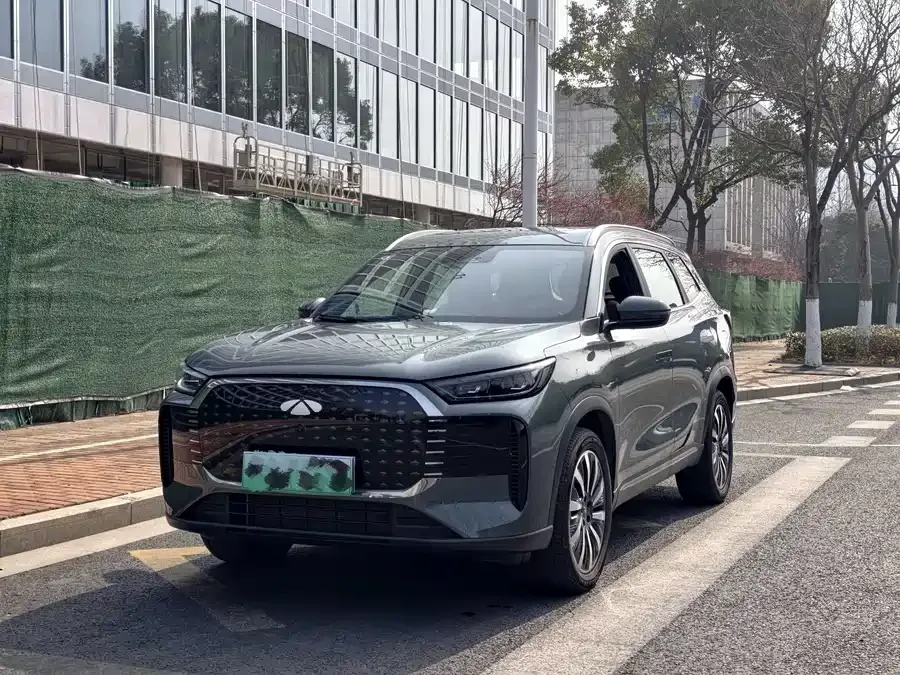 Chery Fengyun T8 Fengyun T8 2025 1.5T 130km Premium Edition 5-seater 2025 — фото 1, купить с доставкой в Москву