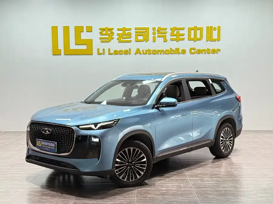 Chery Tiggo 8 PLUS C-DM Tiggo 8 PLUS C-DM 2025 1.5T 116km Premium 5-seater 2025 — фото 1, купить с доставкой в Москву