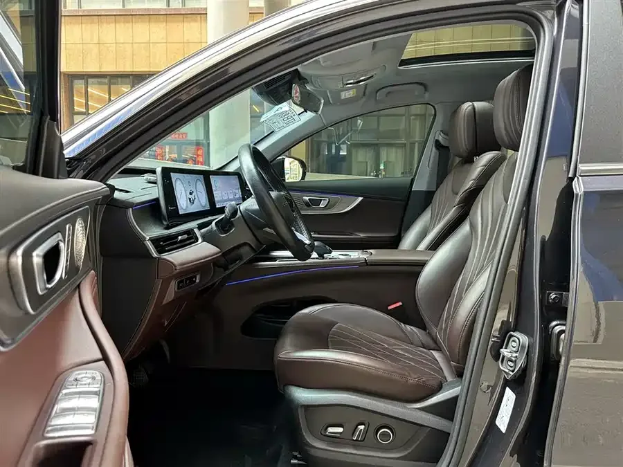 Chery Tiggo 8 PRO New Energy Tiggo 8 PRO New Energy 2023 Champion Edition 1.5T 100km King Edition 2023 — миниатюра 3