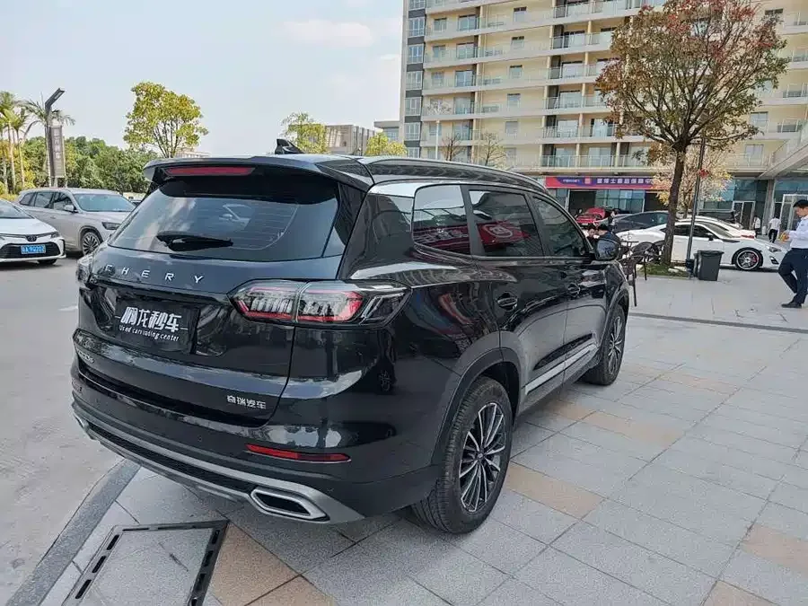 Chery Tiggo 8 Tiggo 8 2025 Excellence Edition 230TCI Automatic Luxury Edition 7 Seaters 2025 — миниатюра 3