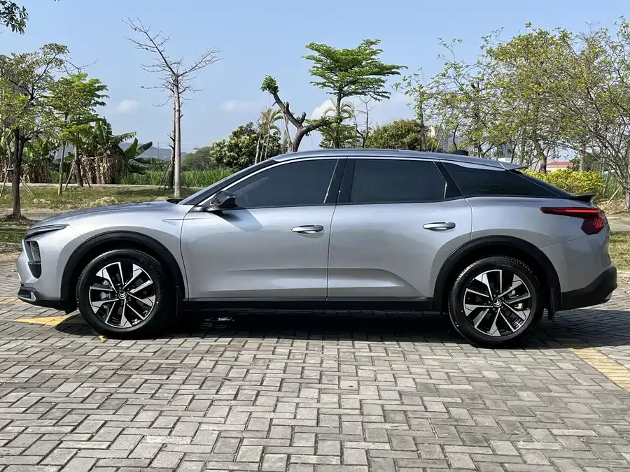 Citroen Versailles C5 X Versailles C5 X 2023 1.6T enjoys extraordinary benefits 2024 — миниатюра 4