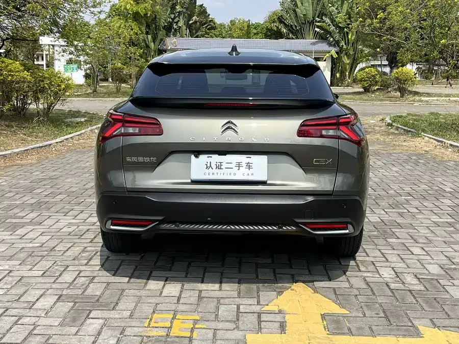 Citroen Versailles C5 X Versailles C5 2023 — миниатюра 2