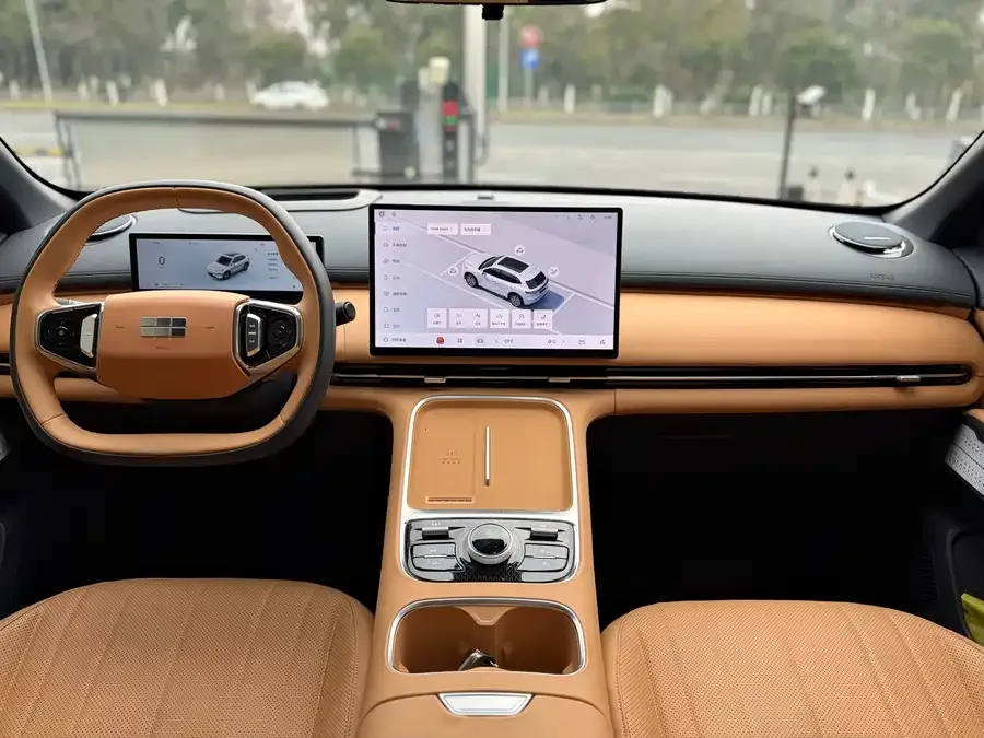 Geely Galaxy Starship 7 Galaxy Starship 7 2025 120km Navigator Edition 2025 — миниатюра 4