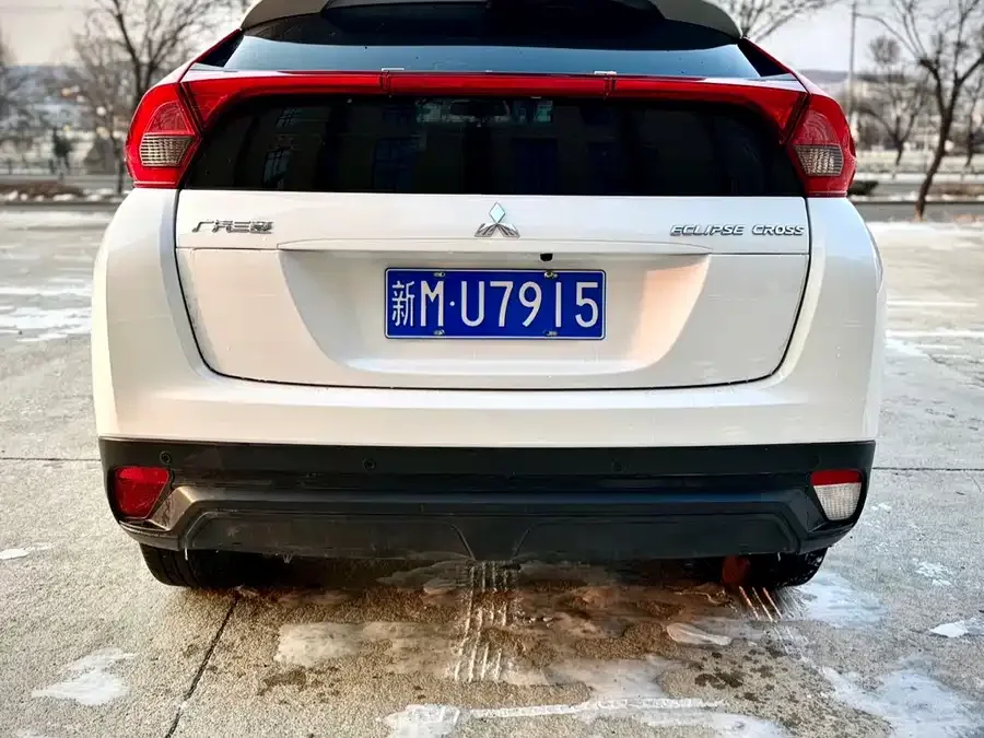 Mitsubishi Yige Yige 2021 1.5T CVT 2WD Fearless Edition 2022 — миниатюра 2