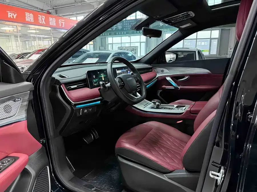 Jetour X70 PLUS JETOUR X70 PLUS 2023 1.5T DCT Brave PLUS 5-seater 2023 — миниатюра 4