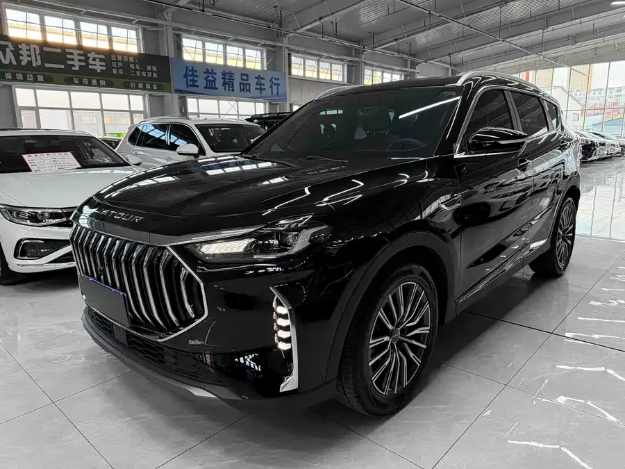 Jetour X70 PLUS JETOUR X70 PLUS 2023 1.5T DCT Brave PLUS 5-seater 2023 — фото 1, купить с доставкой в Москву