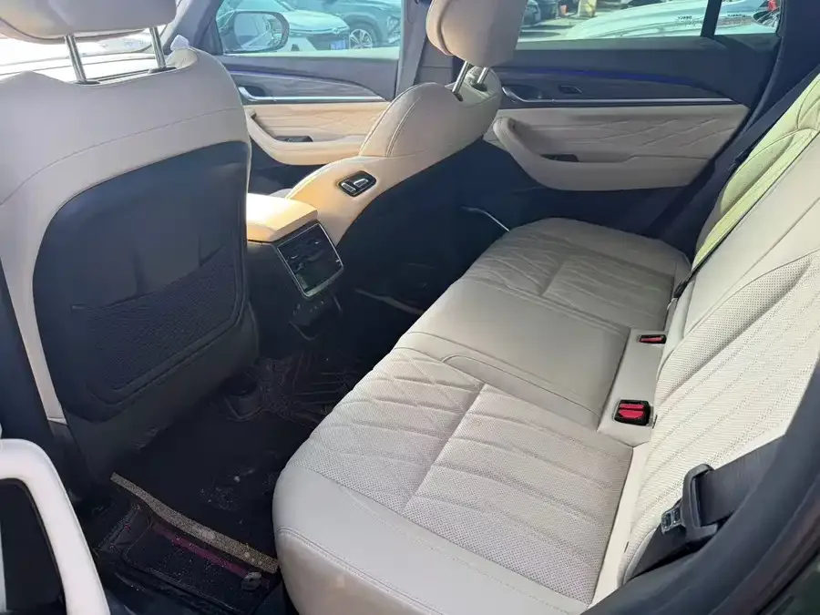 Geely Monjaro Xingyue L 2025 Dongfangyao 2.0TD Automatic Star-gazing Edition 2025 — миниатюра 2