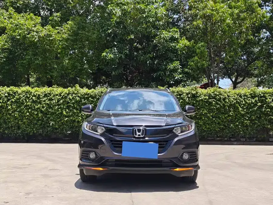 Honda Vezel 2022 VIZI 1.5L CVT Phantom Night Pioneer Edition 2022 — фото 1, купить с доставкой в Москву