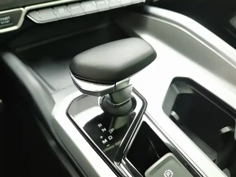 Geely Xingrui Xingrui 2023 2.0TD only available in green version 2023 — миниатюра 4
