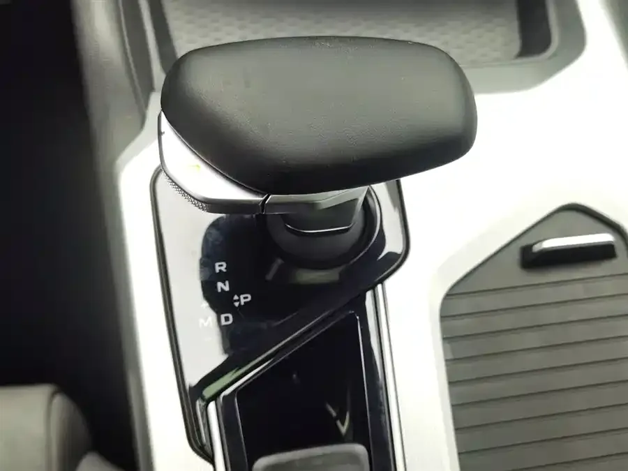 Geely Xingrui Xingrui 2023 2.0TD Premium Edition 2023 — миниатюра 4
