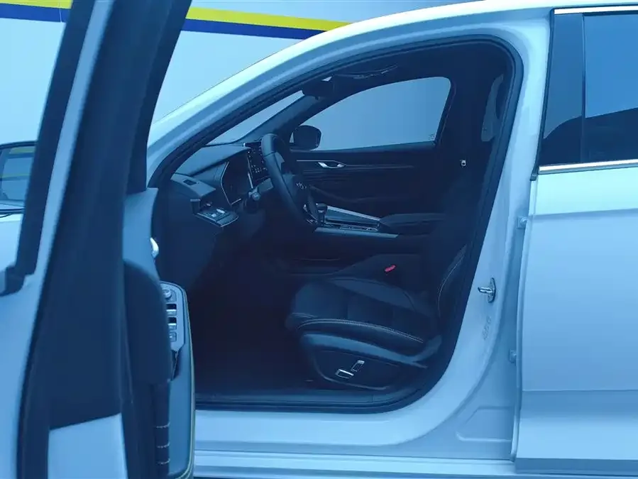 Geely Xingrui Xingrui 2023 1.5TD Fuyao Edition 2024 — миниатюра 3