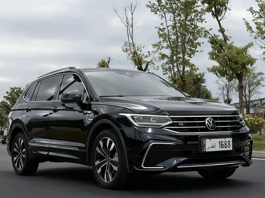 Volkswagen Tiguan L Tiguan L 2023 330TSI Automatic 2WD R-Line Enjoy Edition 2023 — миниатюра 3