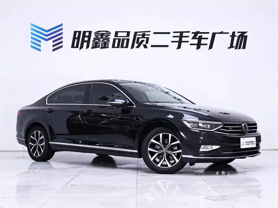 Volkswagen Magotan Magotan 2020 330TSI DSG Leading Edition 2022 — миниатюра 2