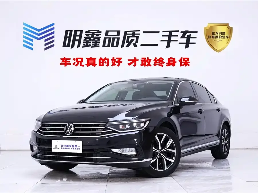 Volkswagen Magotan Magotan 2020 330TSI DSG Leading Edition 2022 — фото 1, купить с доставкой в Москву