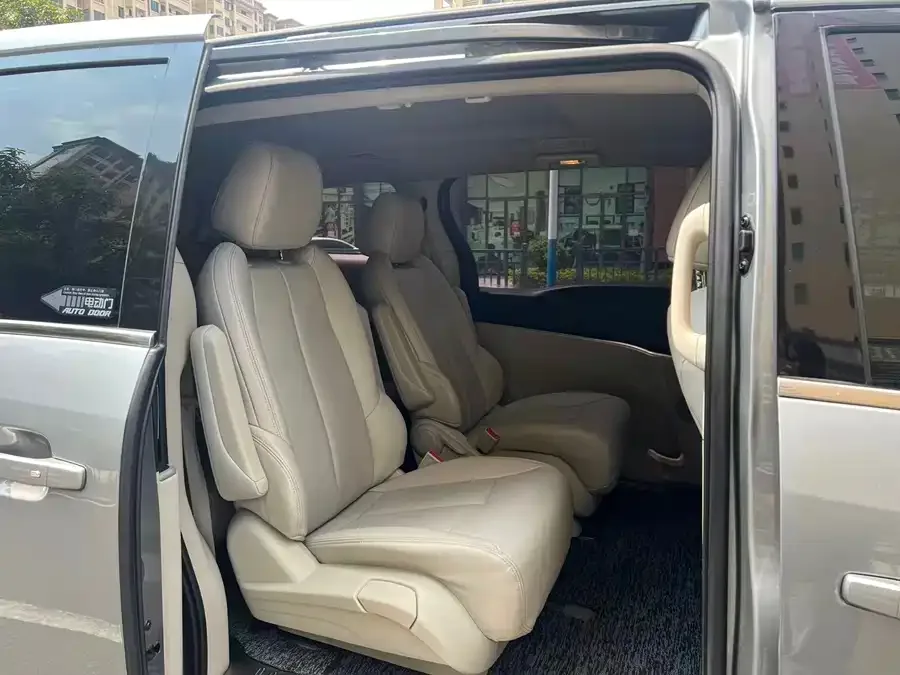 Buick GL8 2023 Land Business Class Smart Edition 2022 — миниатюра 5