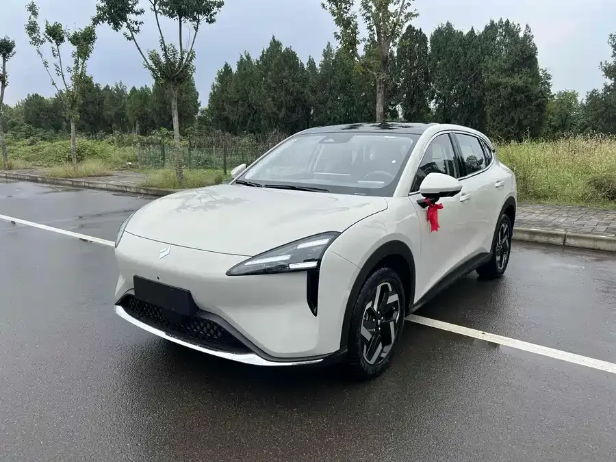 Baojun Sea of Clouds Baojun Yunhai 2026 500km Pure Electric Standard Edition 2025 — фото 1, купить с доставкой в Москву