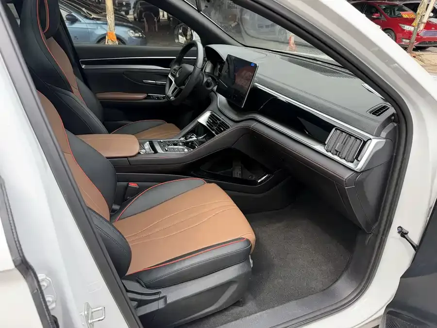 BYD Song PLUS Song PLUS 2020 1.5T Automatic Premium Edition 2022 — миниатюра 2