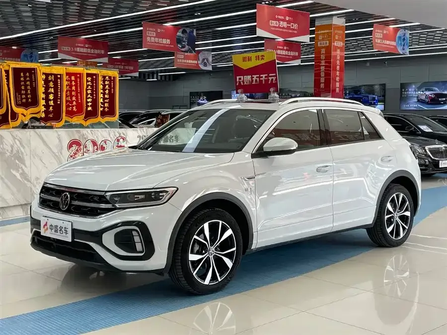 Volkswagen T-ROC T-ROC 2024 300TSI DSG 2WD Chenguang Edition 2024 — фото 1, купить с доставкой в Москву