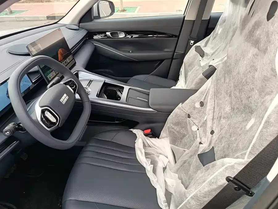 Geely Galaxy E5 Galaxy E5 2026 530km Launch Edition 2026 — миниатюра 4