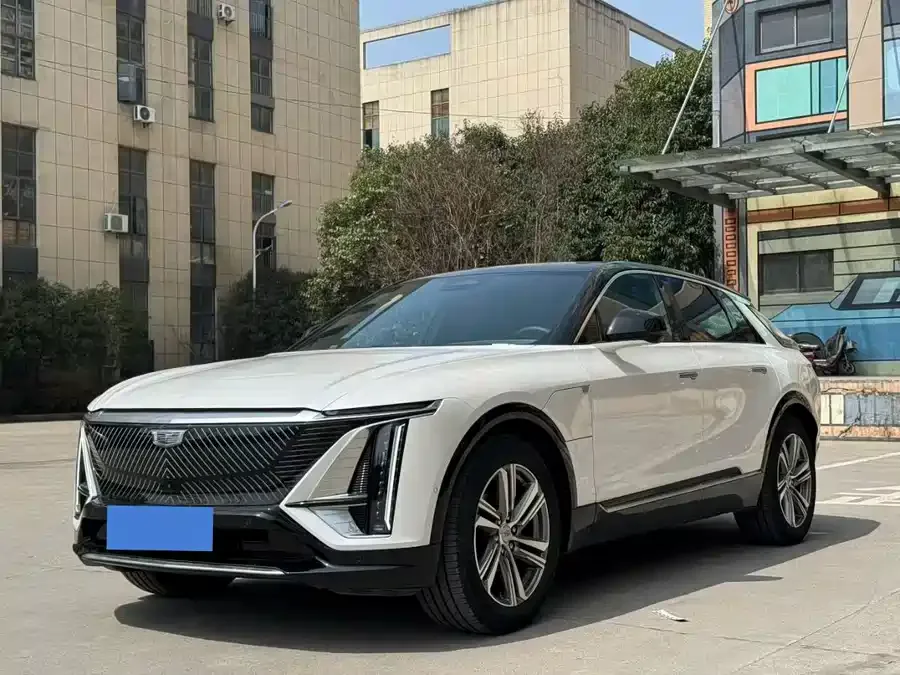 Cadillac IQ Ruige IQ Ruige 2022 four-wheel drive high-performance premium version 2023 — фото 1, купить с доставкой в Москву