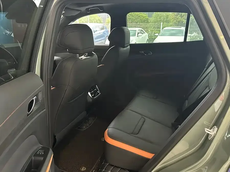Ford Lingrui 2025 EcoBoost 170 Premium Plus 2024 — миниатюра 2