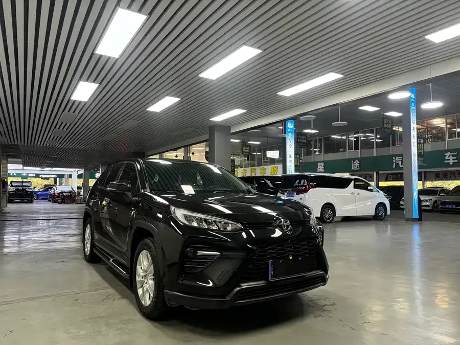 Toyota Wildlander Wildlander 2022 2.0L CVT 2WD Leading Edition 2022 — миниатюра 3