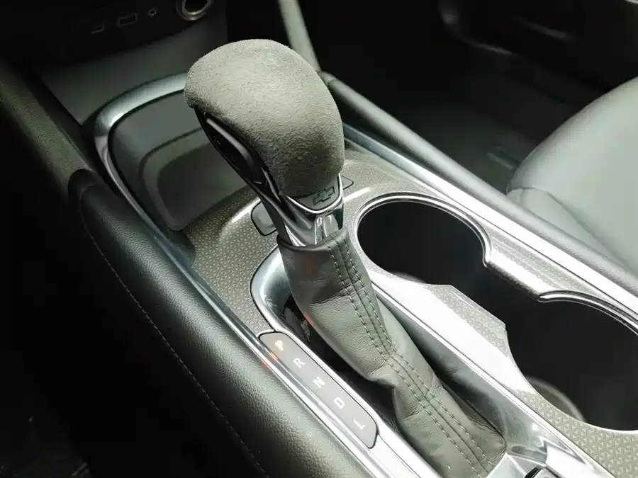 Chevrolet Malibu XL Malibu XL 2022 535T Automatic Sharp Edition 2023 — миниатюра 4