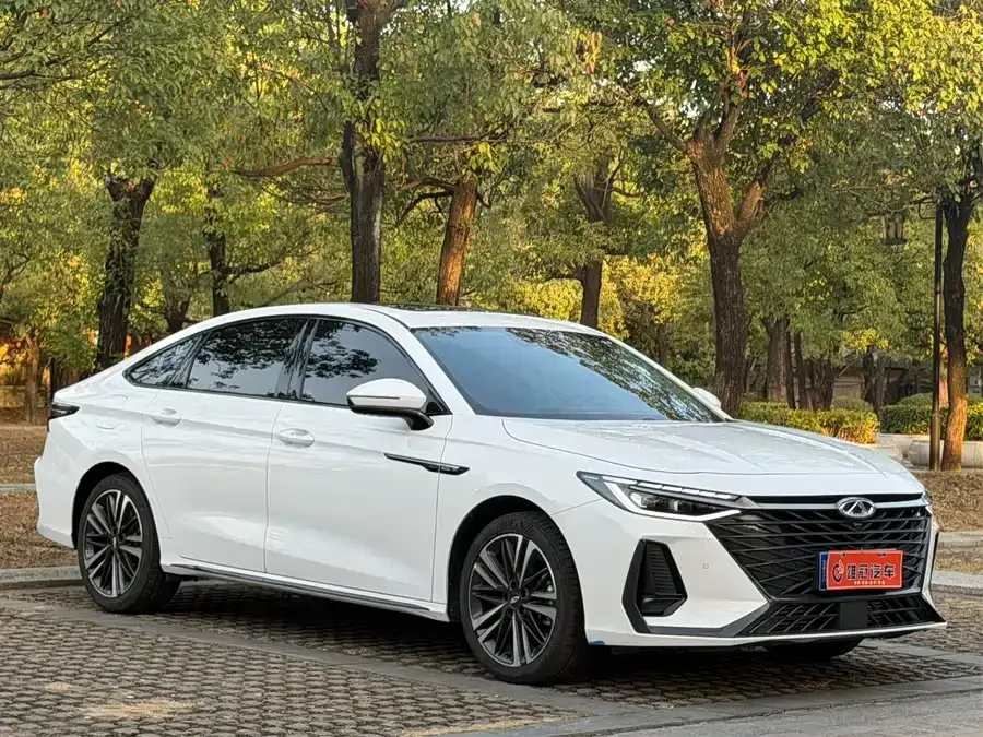 Chery Arrizo 8 Arrizo 8 2025 2.0T DCT 2025 — миниатюра 3