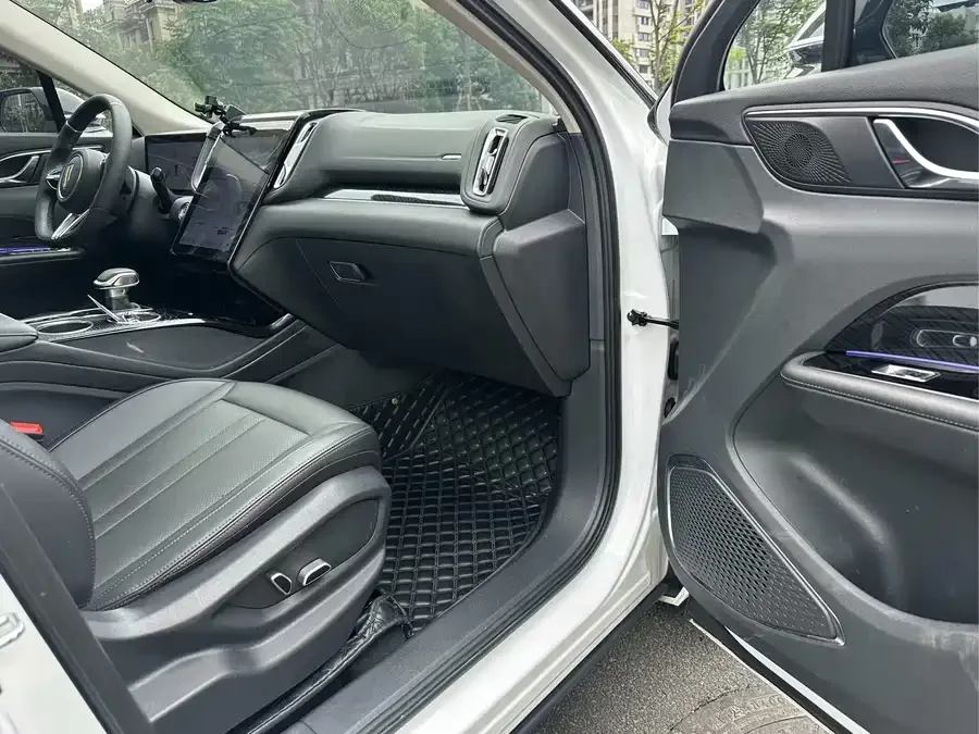 Hongqi HS3 Hongqi HS3 2023 1.5T 2WD Shanwei Edition 2023 — миниатюра 5