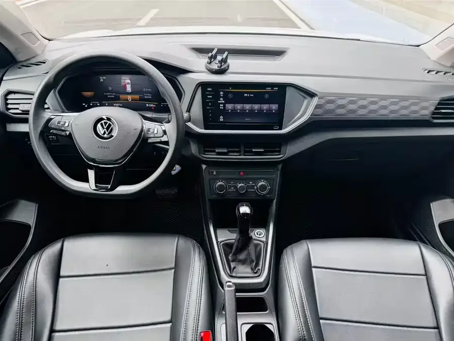 Volkswagen Tukai (T-Cross) Tukai 2023 1.5L Automatic Fashion Edition 2024 — миниатюра 2
