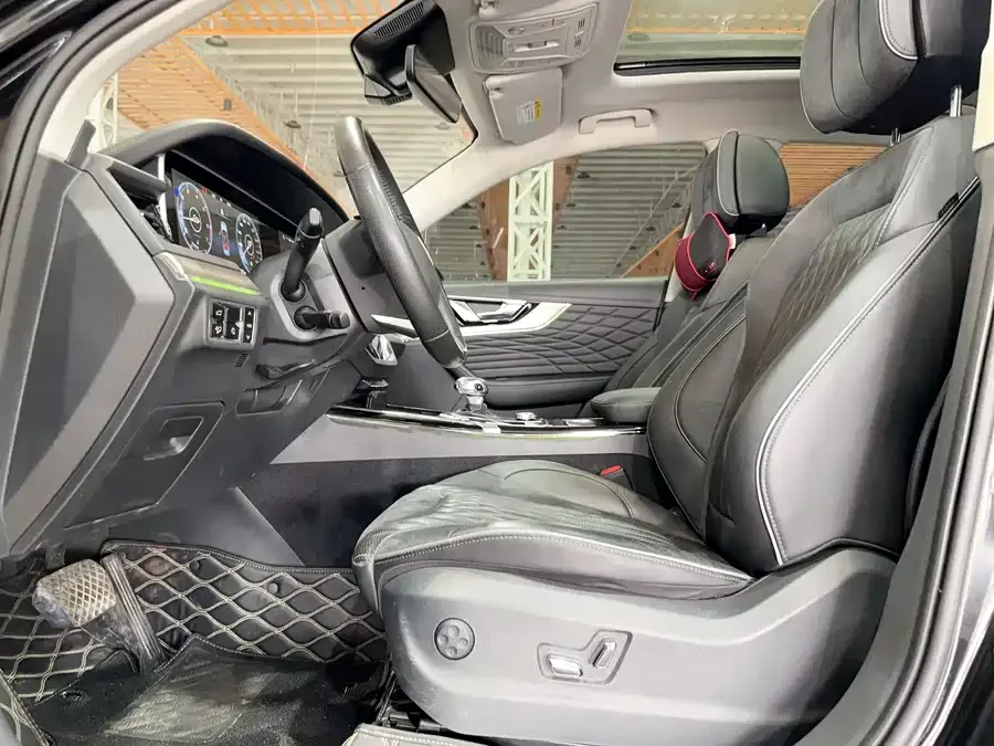 Hongqi HS5 Hongqi HS5 2022 facelift 2.0T Zhilian Qixiang Edition 2022 — миниатюра 3