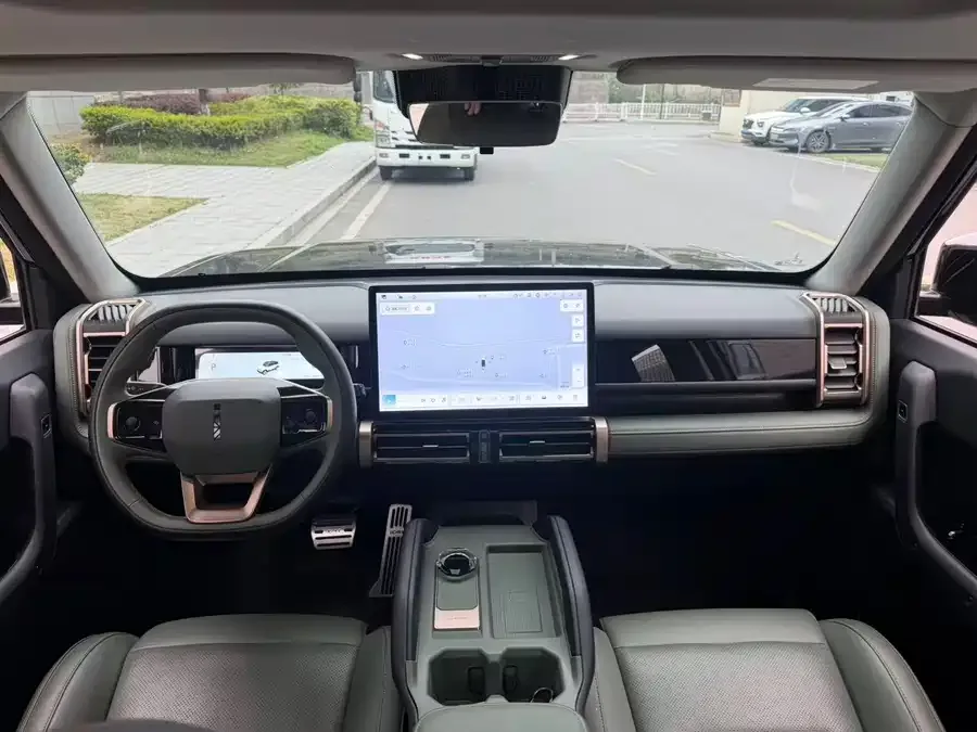 iCAR 03 iCAR 03 2024 501km 4WD long range advanced version 2024 — миниатюра 4
