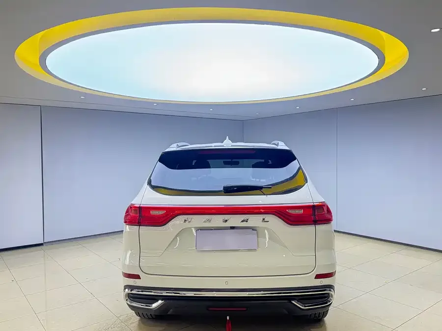 Haval M6 Haval M6 2021 PLUS 1.5T DCT Luxury Smart Connected Edition 2022 — миниатюра 2