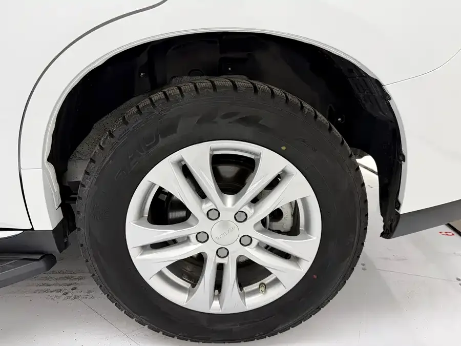 Haval M6 Haval M6 2021 PLUS 1.5T DCT premium smart connected model 2022 — миниатюра 5