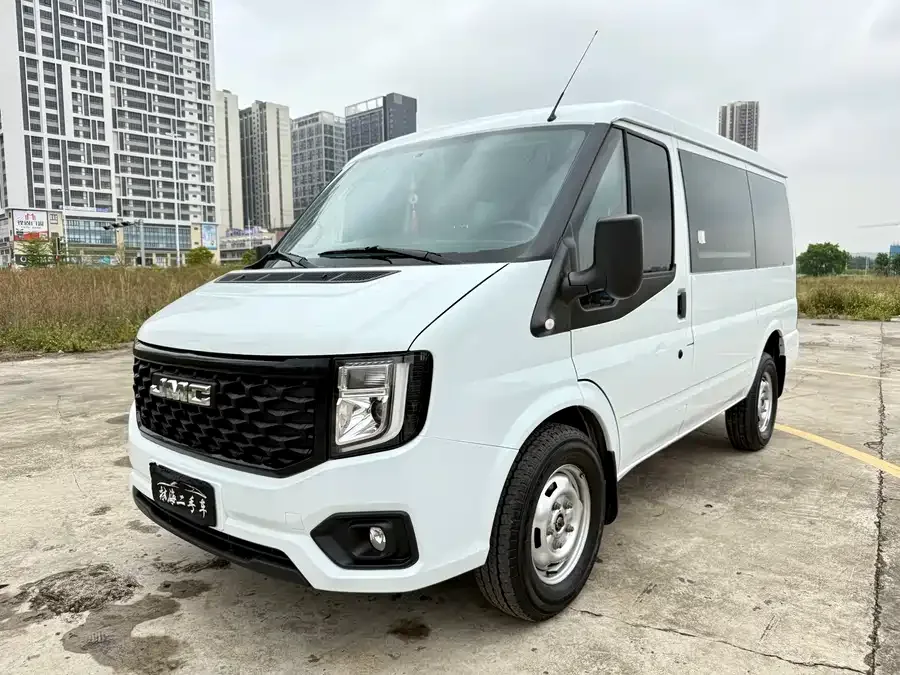 Jiangling Fushun Jiangling Fushun 2023 2.0T manual short-axle low-top commercial multi-purpose passenger car 6 seats double tailgate 2024 — фото 1, купить с доставкой в Москву