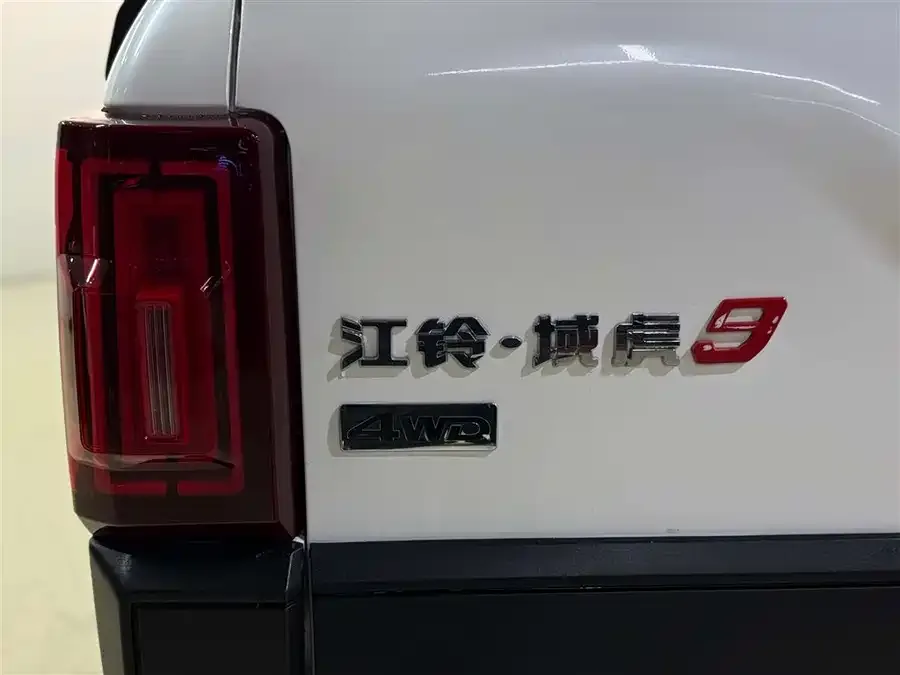 Jiangling Domain Tiger 9 Territory Tiger 9 2022 2.0T Automatic Gasoline 4WD Comfort Edition 2022 — миниатюра 3