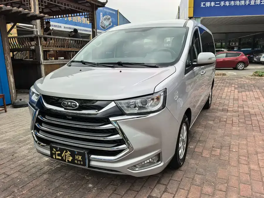JAC Refine Ruifeng M4 Refine M4 2022 2.0TGDI automatic business travel version 2023 — фото 1, купить с доставкой в Москву