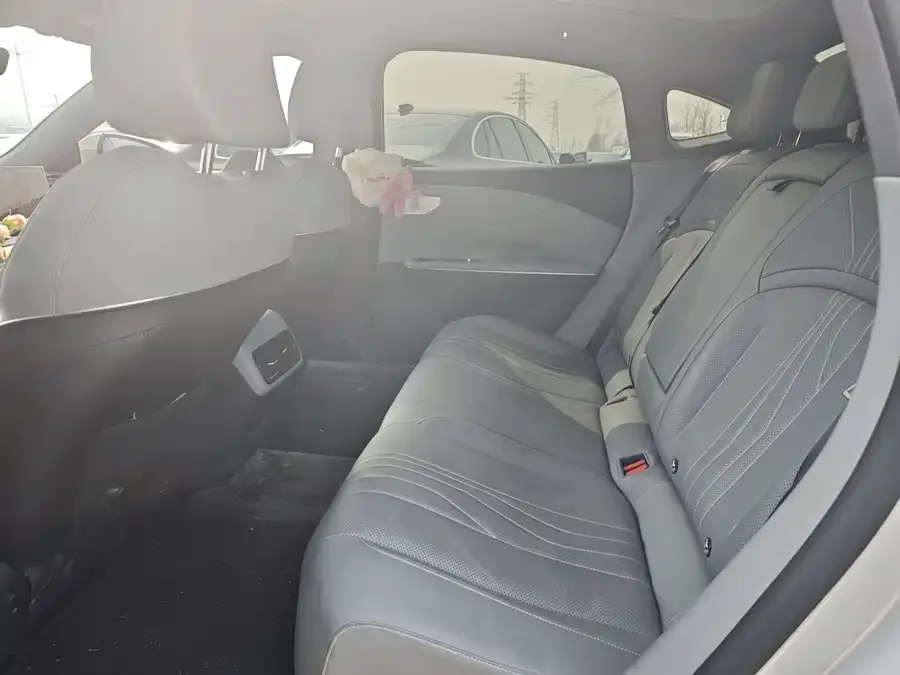 Geely Galaxy E8 Galaxy E8 2024 665km RWD Starship Smart Driving Edition 2024 — миниатюра 4