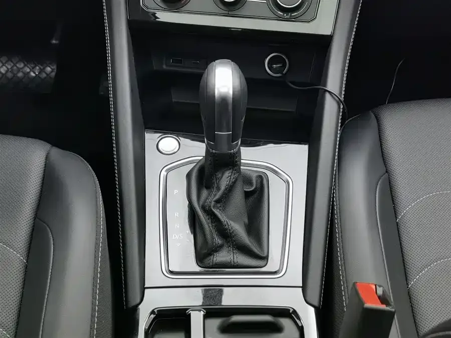 Jetta VS5 Jetta VS5 2023 280TSI Automatic Enjoyment Edition 2024 — миниатюра 4