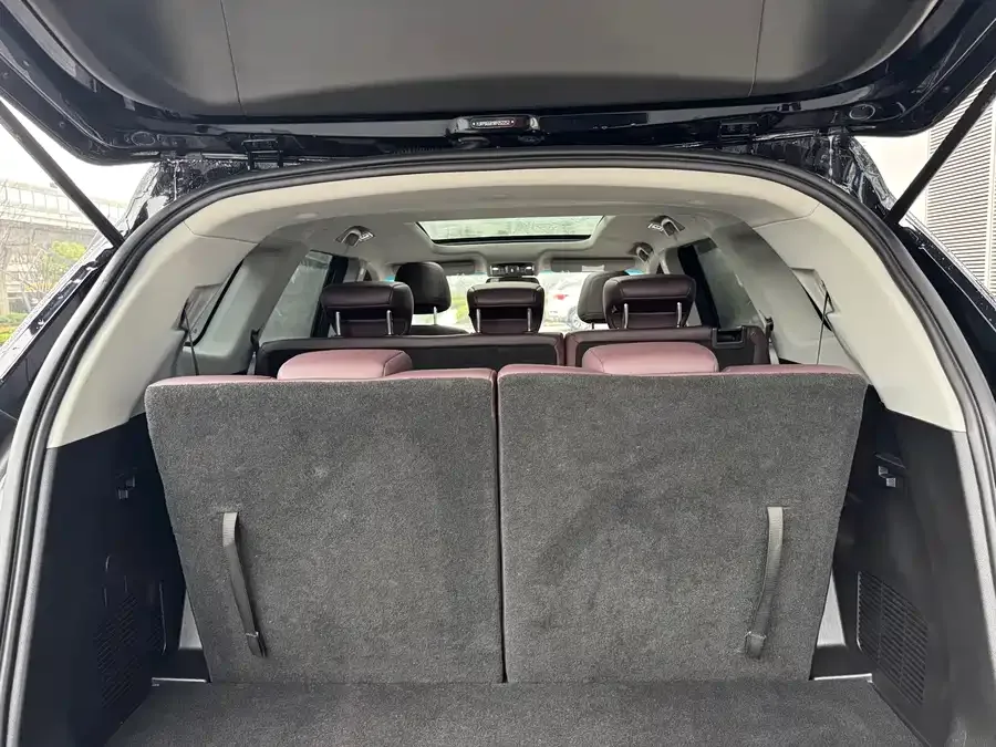 Jetour X90 PLUS JETOUR X90 PLUS 2024 1.6TD DCT Villa PRO 7 Seaters 2024 — миниатюра 4