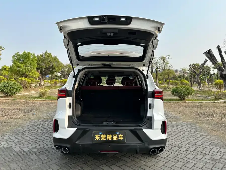 Jetour X70 Jetour X70 2024 1.5T DCT Enjoy Edition 7 Seaters 2024 — миниатюра 3